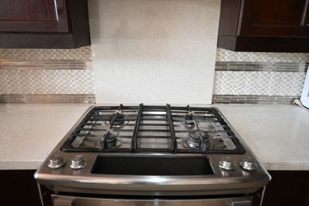 For Lease - 39 Harbourtown Crescent, Brampton, Ontario - Photo 5