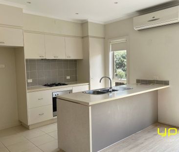 30 Callista Circuit, TAYLORS HILL - Photo 6