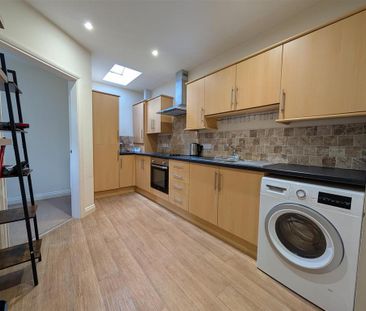 2 bedroom semi-detached house to rent - Photo 1