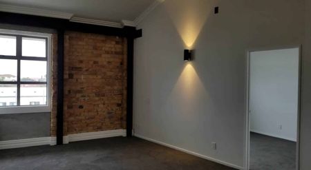 Industrial meets Modern - Photo 5