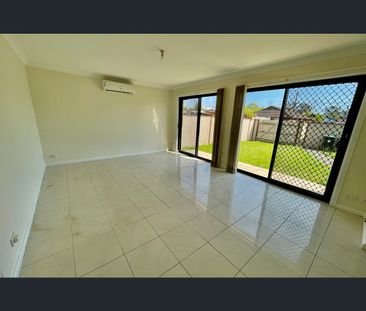 13A Barangaroo Road, Toongabbie, NSW 2146 - Photo 6