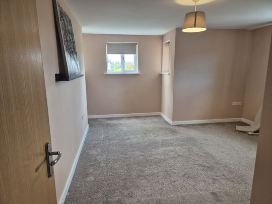 Arbour Walk, Frodsham, Helsby - Photo 1