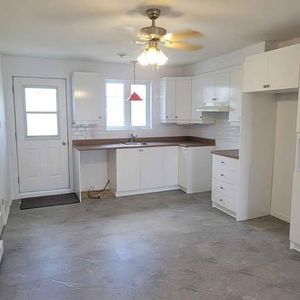 Beau 4 ½ rénové Saint-Jean-sur-Richelieu – location maintenant - Photo 2