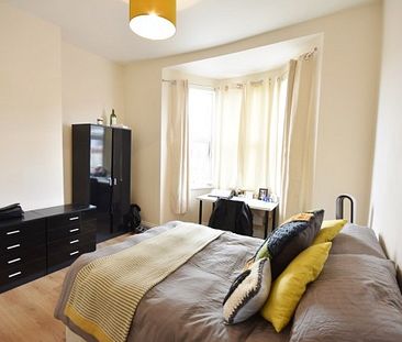 3 Bed - Simonside Terrace, Heaton - Photo 6