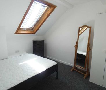 5 bedroom semi-detached house to rent - Photo 5