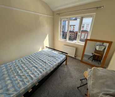 40 Sandhurst Drive, Belfast, BT9 5AY - Photo 5