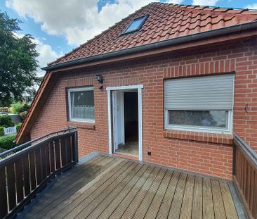 Großzügige 4-Zimmer-Wohnung mit Dachterrasse und Garage - Foto 1