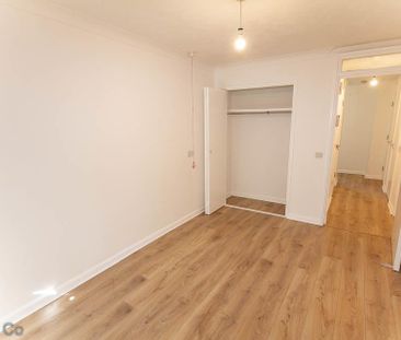 1 bedroom retirement property to rent - Photo 3