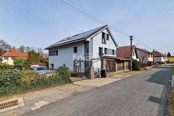 Pronájem bytu 1+kk a garsoniéry 40 m² - Fotografie 1
