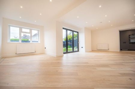 4 bedroom link detached house to rent - Photo 2