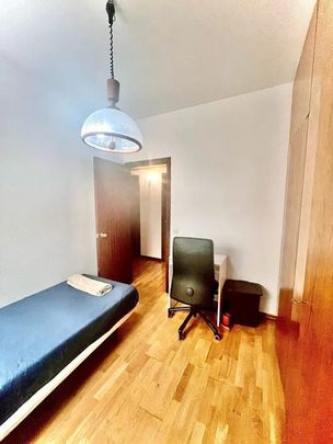 Carrer de Sardenya, Barcelona, Catalonia 08013 - Photo 1