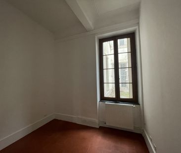 Location Appartement 5 pièces 133m² NARBONNE 11100 - Photo 5
