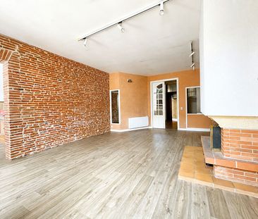 Location Appartement 4 pièces 141m² - Photo 2