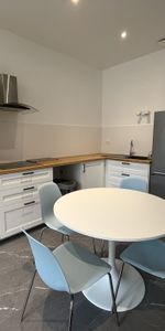 APPARTEMENT T2 A LOUER - LYON 7EME ARRONDISSEMENT - 38.89 m2 - 898 € charges comprises par mois - Photo 3