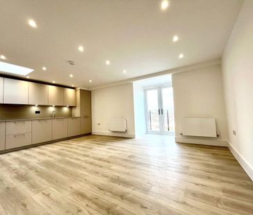 2 bedroom penthouse to rent - Photo 5
