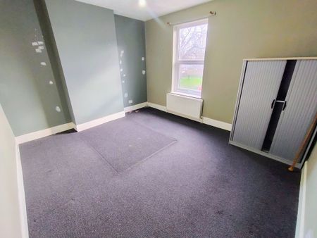 Park Street South, Blakenhall, Wolverhampton - Photo 2