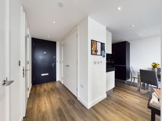 1 bedroom flat to rent - Photo 1