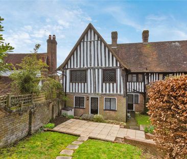 Recently refurbished 2 bedroom end of terrace house in Grade II listed building in the heart of Brenchley village - Photo 4