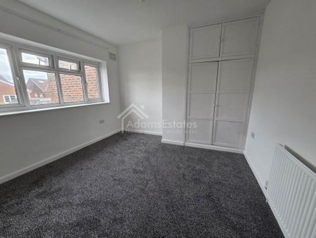 4 bedroom terraced house to rent - Photo 4