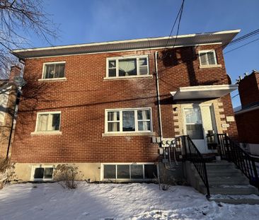 3 - 1689 Edgehill Place - Photo 2