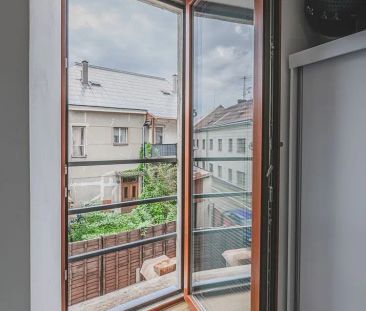 Pronájem nadstandardního bytu 1+kk, 48 m - Фото 5