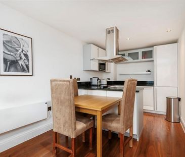 1 bedroom flat to rent - Photo 4