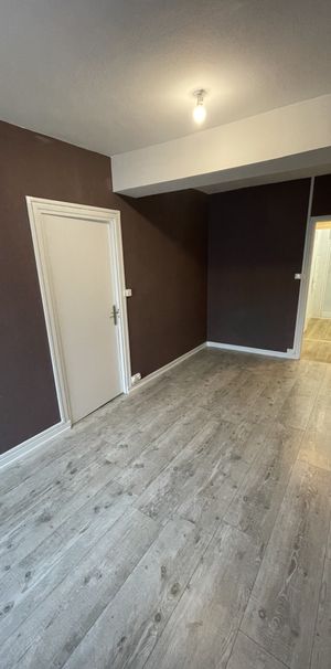 T2 - CENTRE TARARE - Photo 1