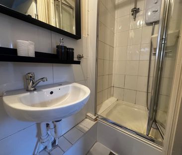 1 Bed Flat, Denzil Avenue, SO14 - Photo 4