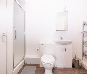 6 bedroom flat to rent - Photo 6