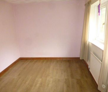 3 bedroom house to rent - Photo 3