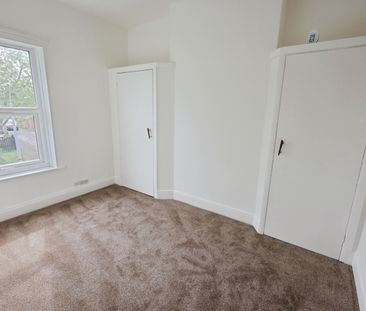 3 bedroom House To Let - Photo 3