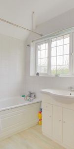 House share to rent - Photo 4