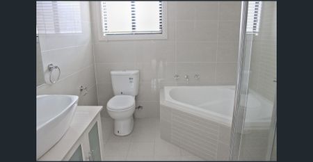 Modern & Spacious - Photo 5