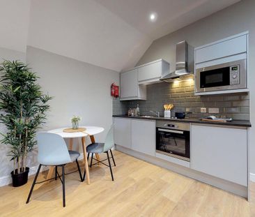 Studio to rent - Photo 2