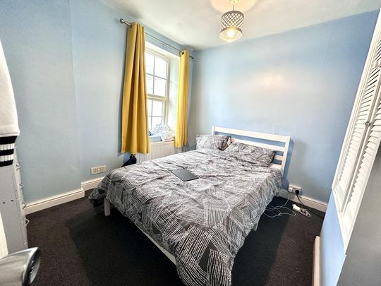 2 bedroom house share to rent - Photo 1