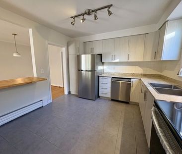 For Lease - 44 Meadowbrook Drive Unit# 2, Toronto, Ontario - Photo 2