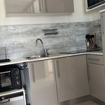 Appartement 2 pièces 38m2 REIMS 645 euros - Photo 1