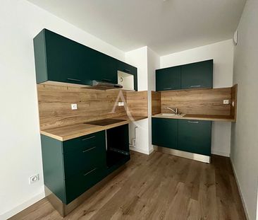 Location Appartement 3 pièces 69m² - Photo 4