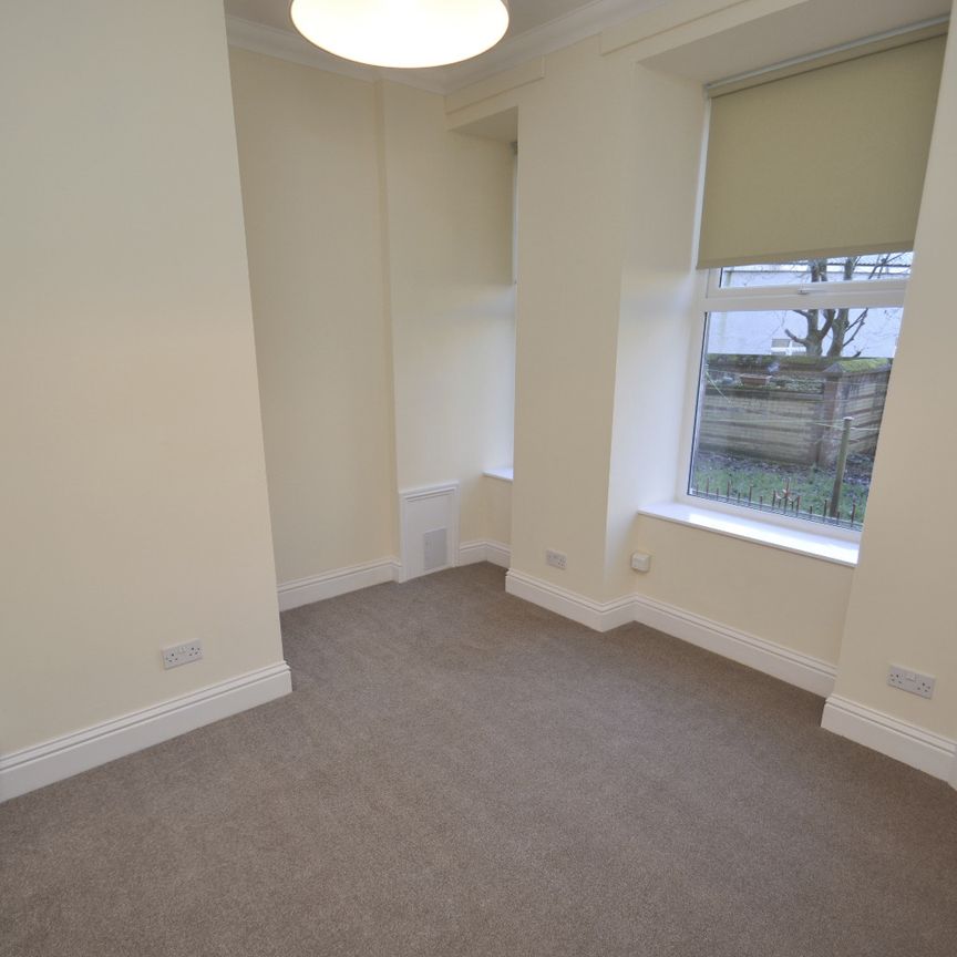 1 bed flat to rent in Torrisdale Street, Glasgow, G42 - Photo 1