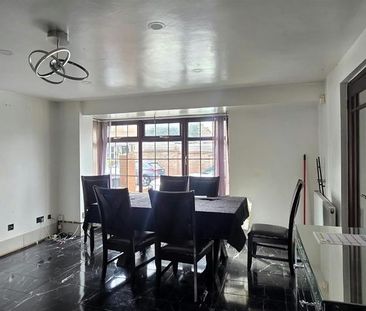 6 bedroom semi-detached house to rent - Photo 3