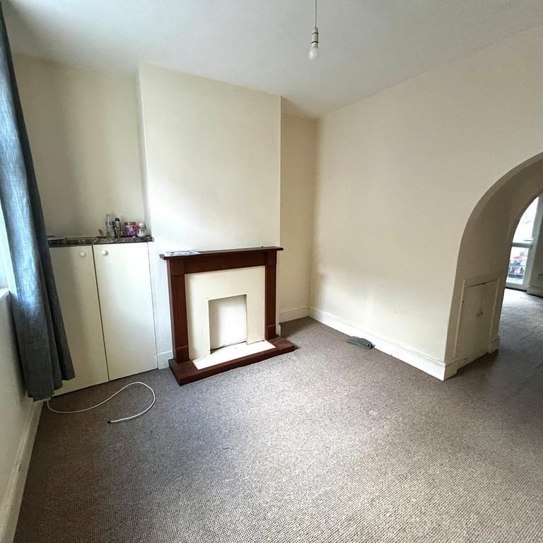 2 bedroom house to rent - Photo 1