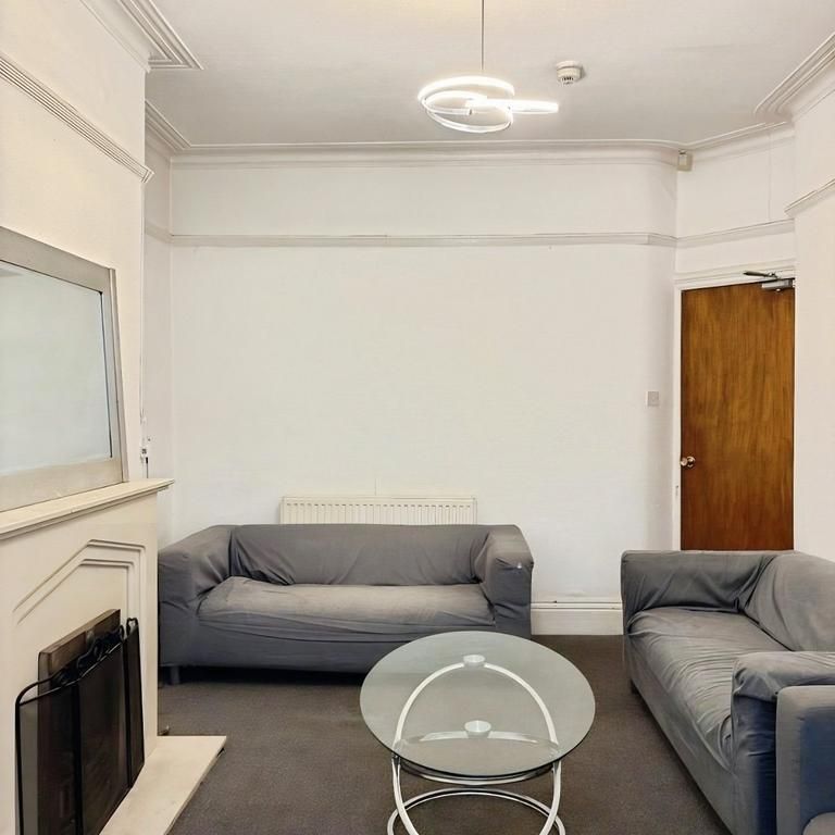 7 bedroom house to rent - Photo 1