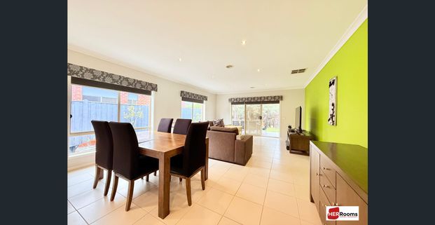 Room Rental or Entire House | Alamanda Zone, Point Cook - Photo 1