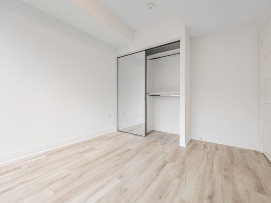 For Lease - 333 Sunseeker Avenue Unit# 426, Innisfil, Ontario - Photo 1