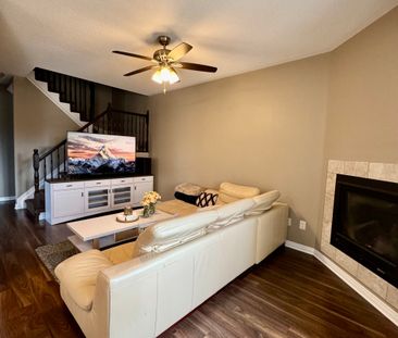 For Lease - 640 Via Campanale Avenue, Barrhaven, Ontario - Photo 2