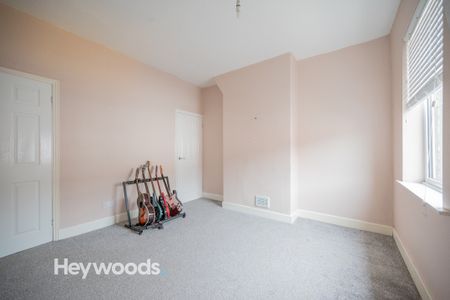 2 bed terraced house to rent in Keary Street, Stoke-on-Trent ST4 - Photo 2