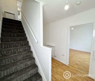 2 Bedroom End of Terrace to Rent - Photo 6