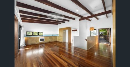 Elevated Coastal Home – Walk to Yaroomba Beach - Photo 5