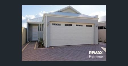 Unique 3x2 - Quality throughout! - Photo 5