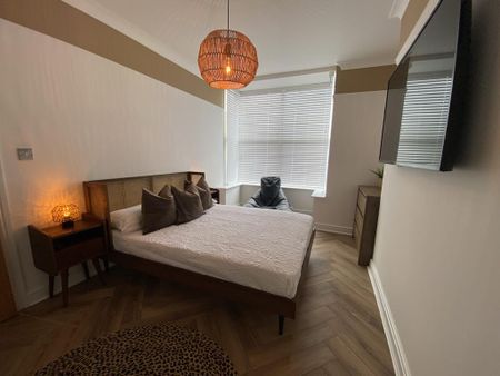 2 bedroom flat to rent - Photo 5